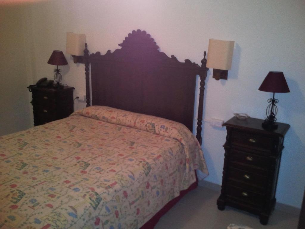 Hotel Castillo De Montemayor 部屋 写真